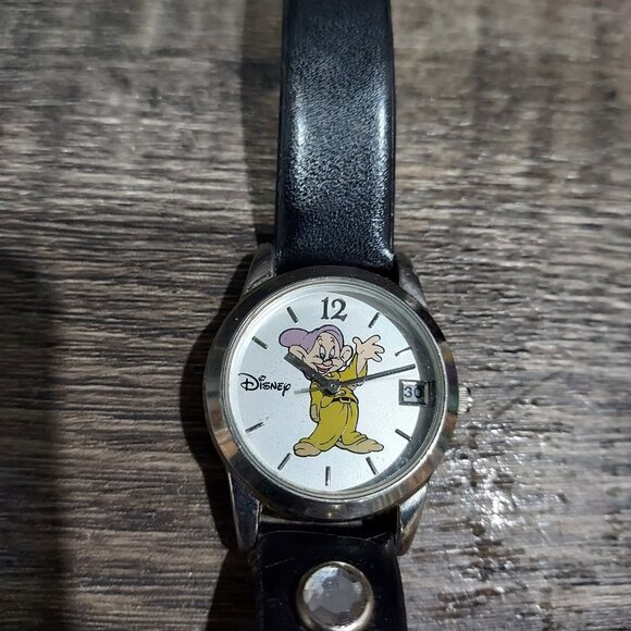 Disney Dopey SII Vintage Full Figure Dwarf Wrist Watch Date Silly Wave New Batry - Picture 6 of 10